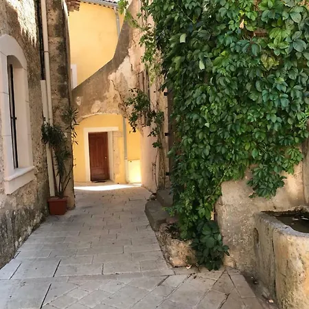 Les Arcades Villa Villecroze Exterior photo