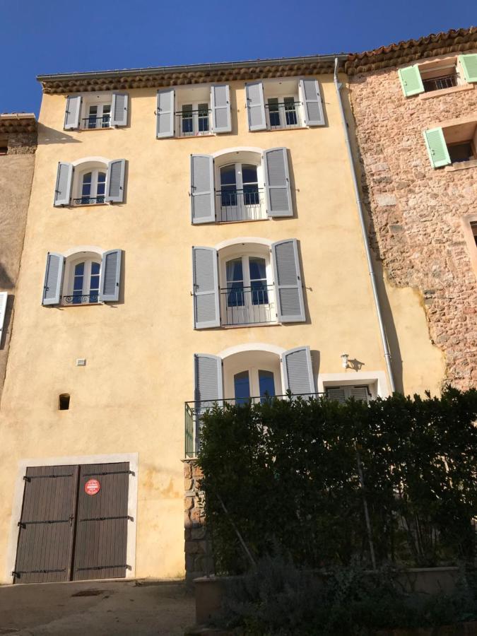 Holiday home Les Arcades Villecroze