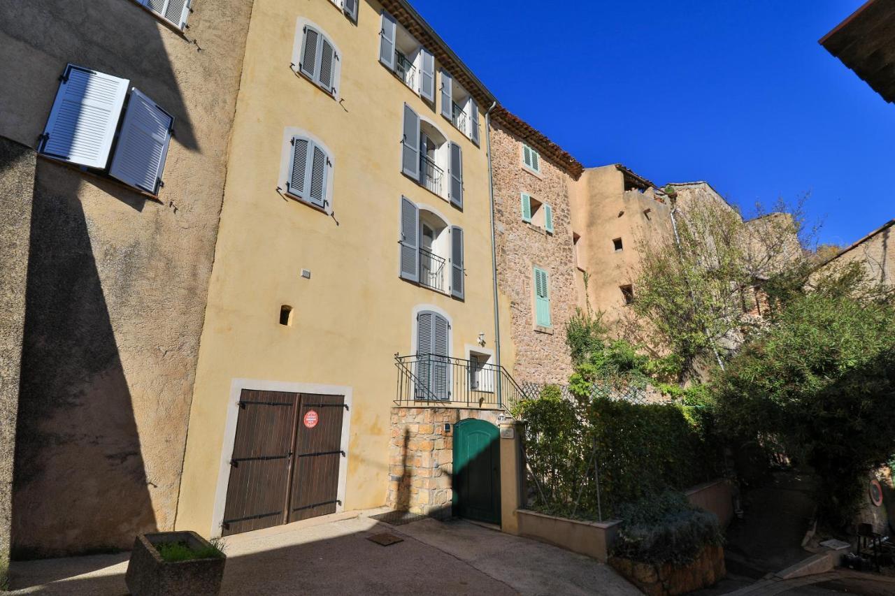 Holiday home Les Arcades Villecroze