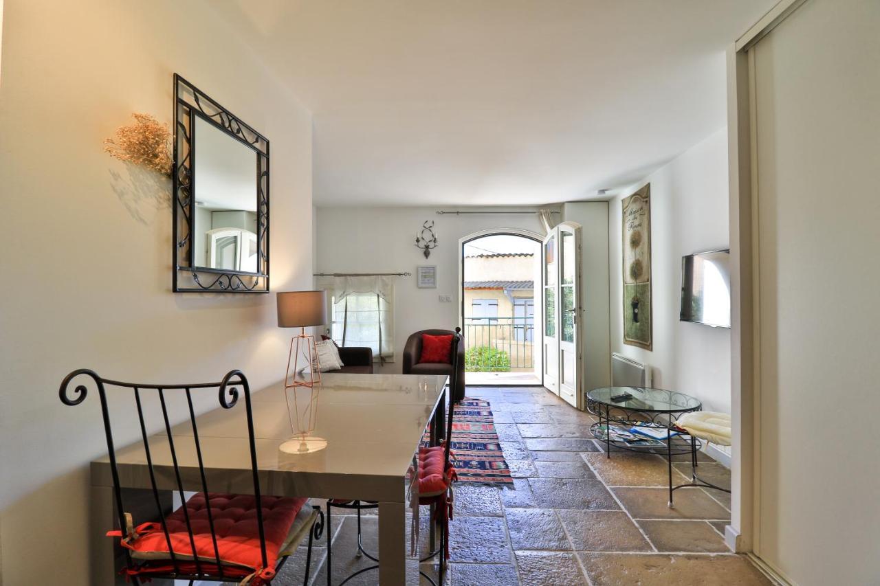 Holiday home Les Arcades Villecroze