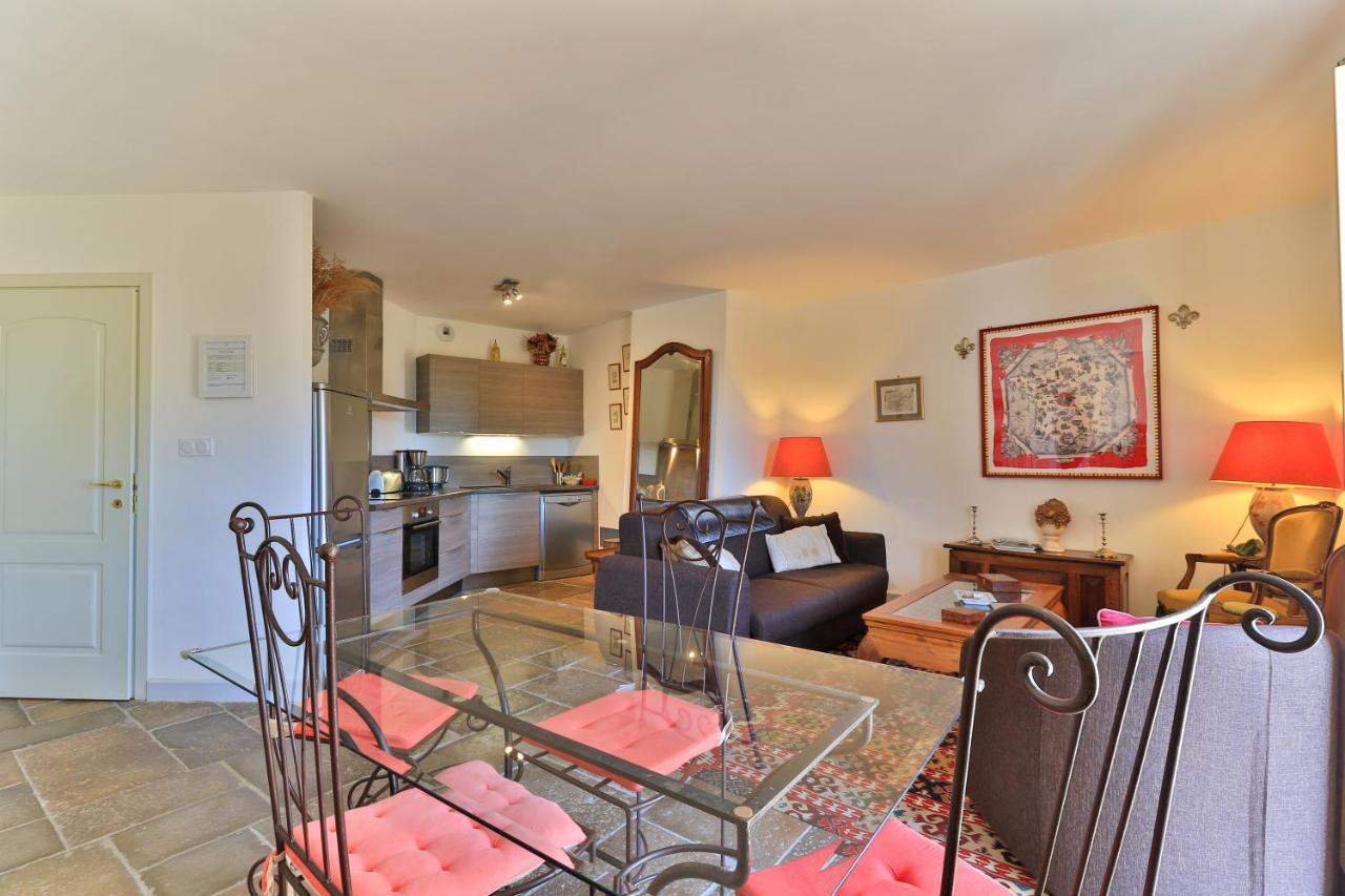 Holiday home Les Arcades
