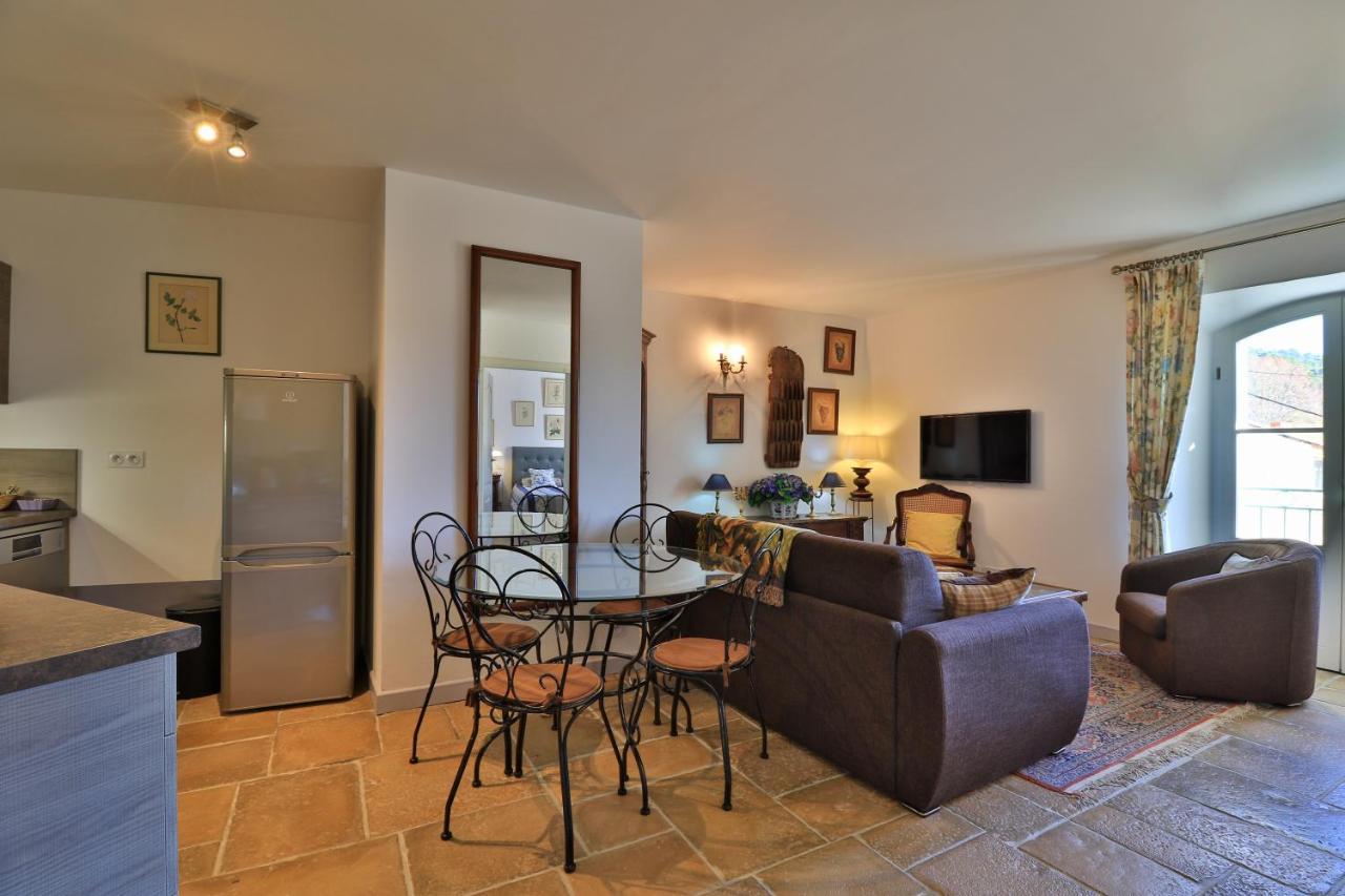 Les Arcades Holiday home Villecroze