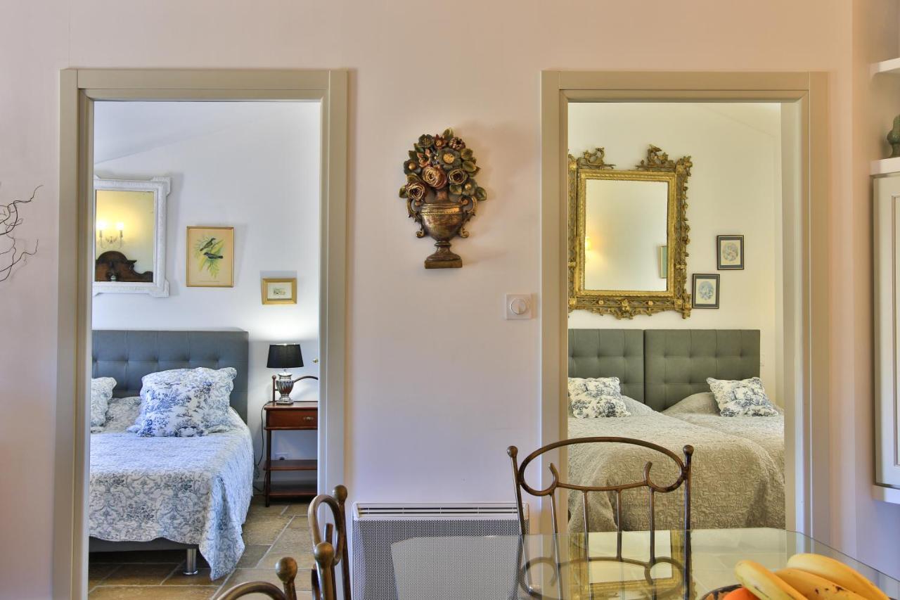 Les Arcades Holiday home